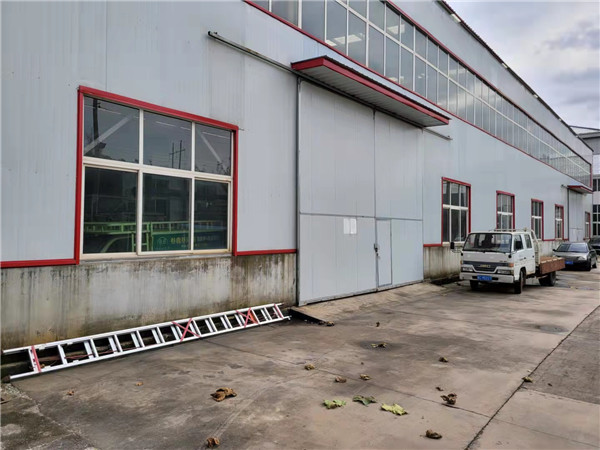 廠(chǎng)房一角